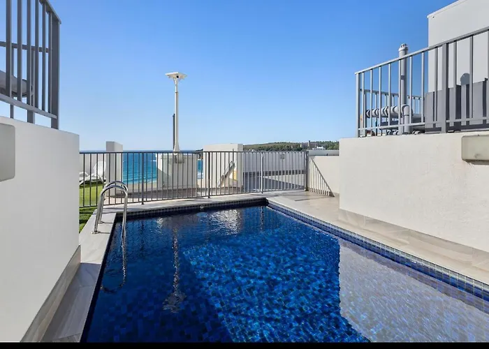 The Little Beachside Apartment